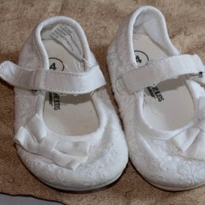 size 4 baby dress shoes